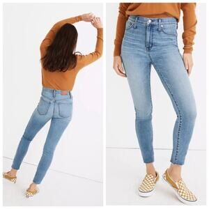 COPY - Madewell 10" High-Rise Skinny Raw Hem Jeans
Highview Wash Size 30